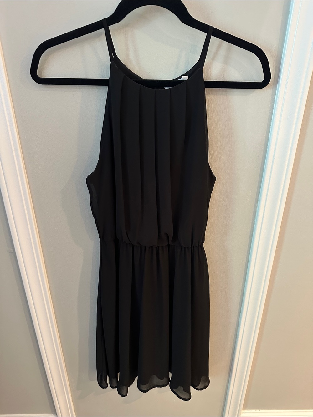 Black Women's Sleeveless Dress